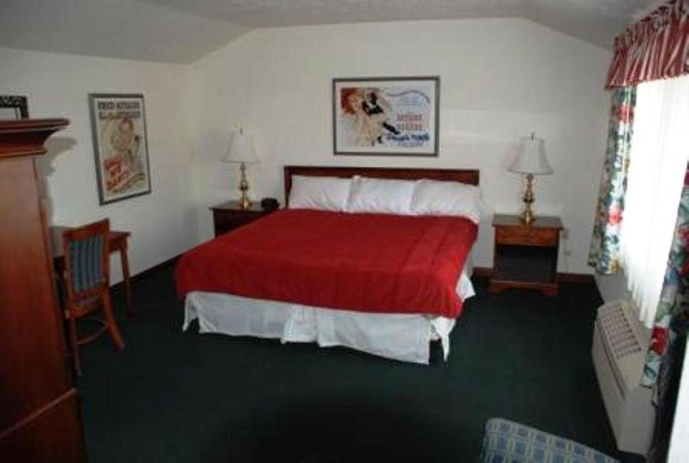 Historic Beaver Dam Lodge, Golf & RV Resort